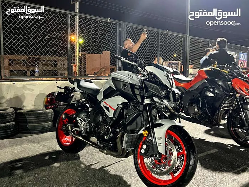 Yamaha mt-10 للبيع كاش او اقساط