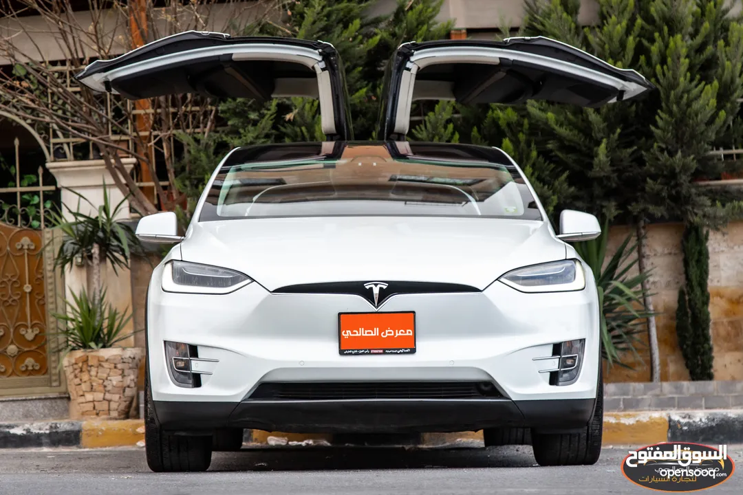 Tesla Model X 100D  2018  السيارة بحالة الوكالة