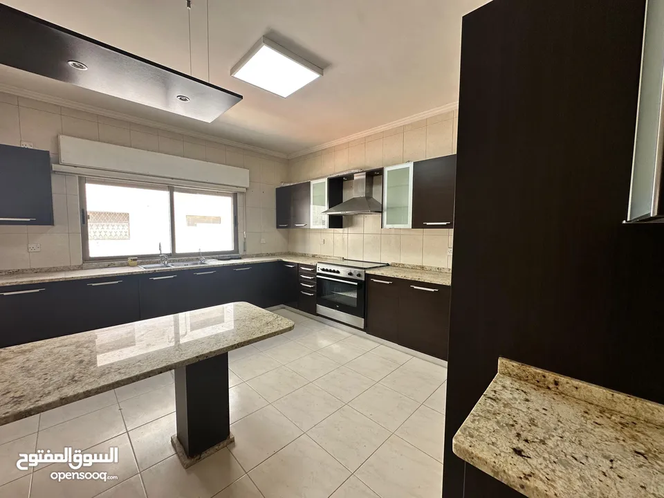شقة غير مفروشة للإيجار في عبدون ( Property 43360 )-175050340