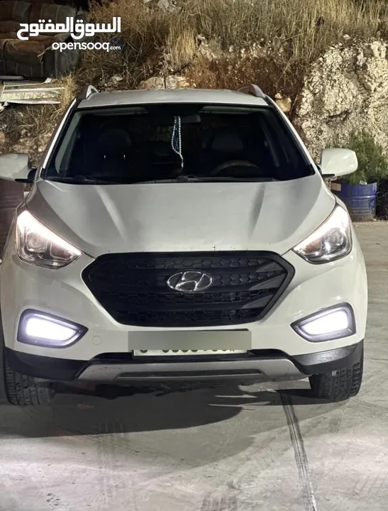 بوز 2014 Tucson 2012 للبيع