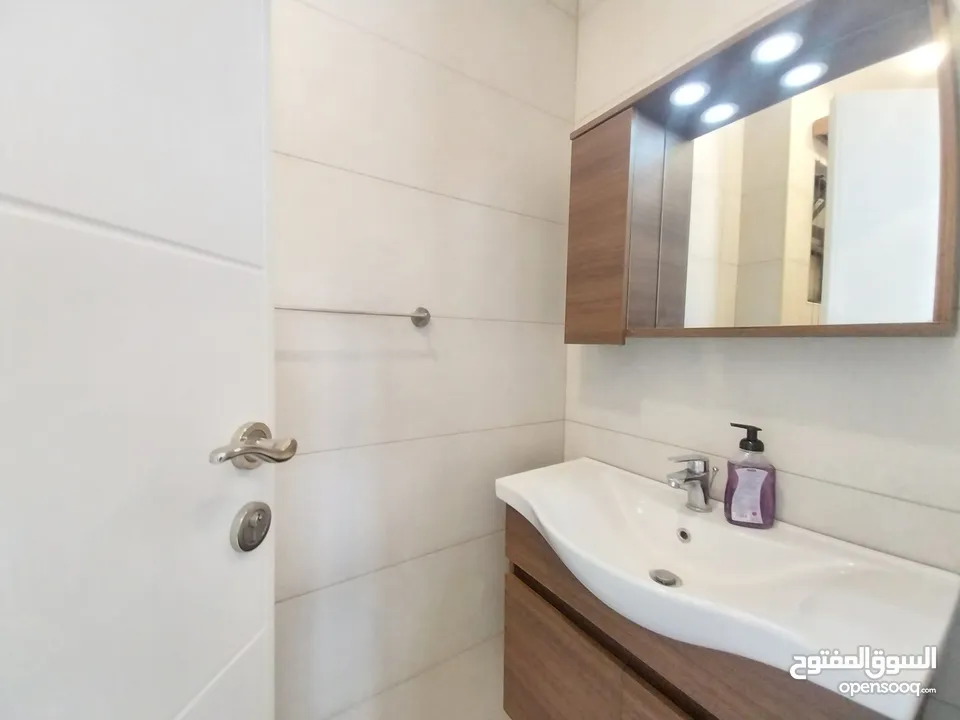 شقة للايجار في الشمساني ( Property 33890 )-175101031