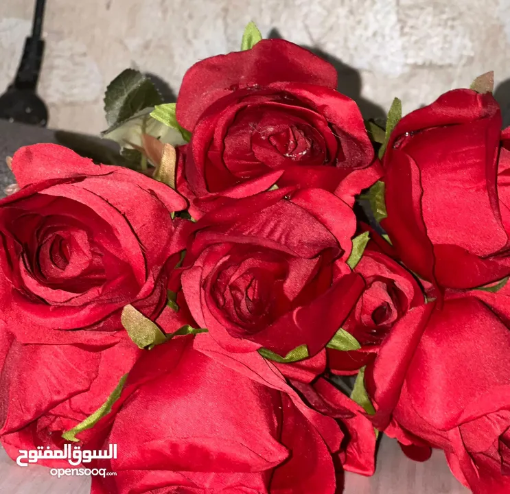 كل مايلزم مسكات العرائس وباقات الورد الصناعي
