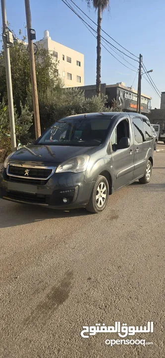 بيجو بارتنر 2017 للبيع