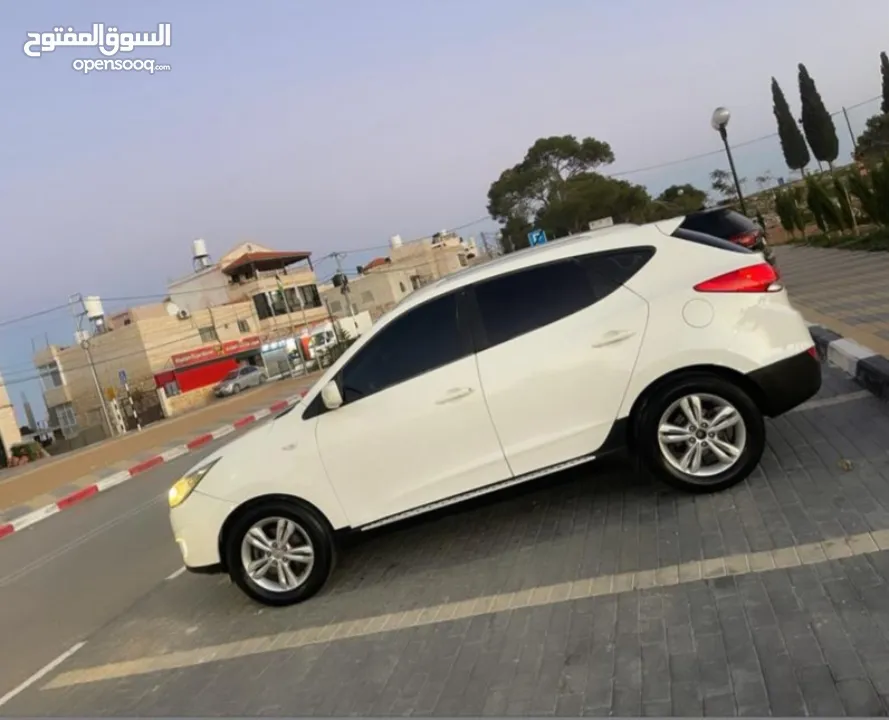 جب هونداي توسان 2013