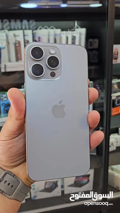 Apple Iohone 15 Promax(256GB 15 برو ماكس (256) جيجا وارد الشرق الاوسط