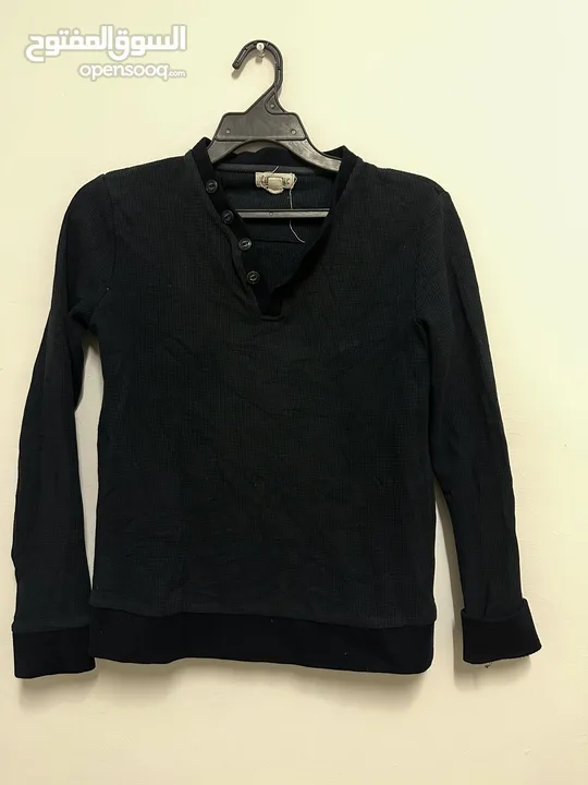 ملابس نسائية مستعمل شبه جديد