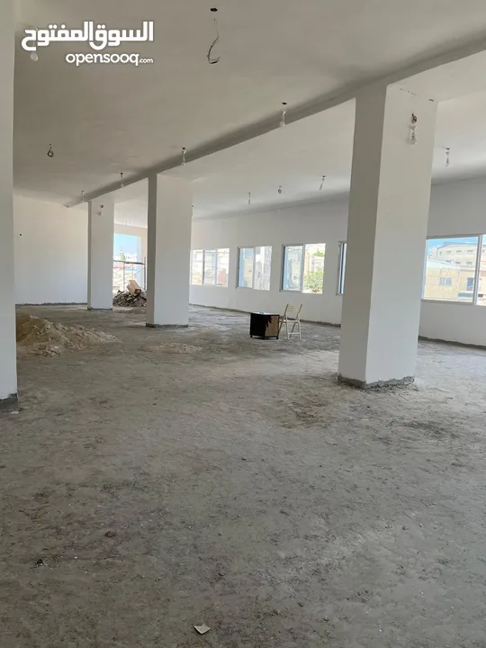 طابق 2 للايجار في ماركا الشمالية قرب المركز الأمني شارع يحيى ابن المختار عماره رقم 28 المجمع الكريم.