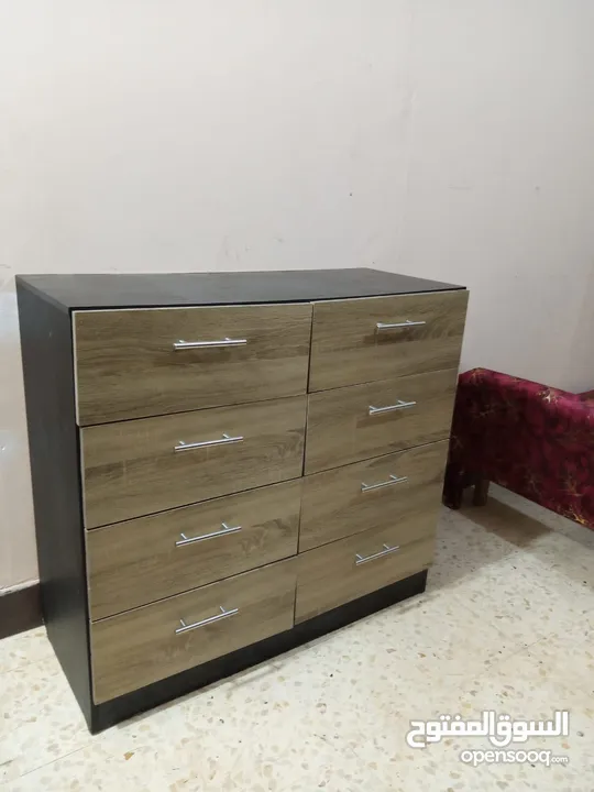 تختين منجدين جديد وكومدينا وملحق ادراج للبيع بسعر مغري 70