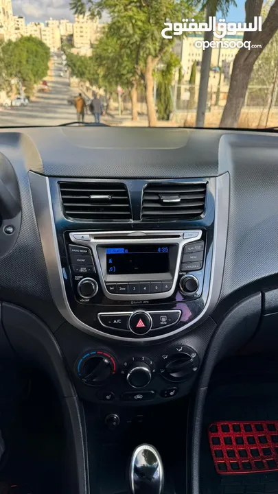 هونداي أكسنت ماتور 1600ديزل تيربو (135حصان) انتاج 2015 تسيير 2018 عداد قليل 92000 اصلي إقتصادية جداً