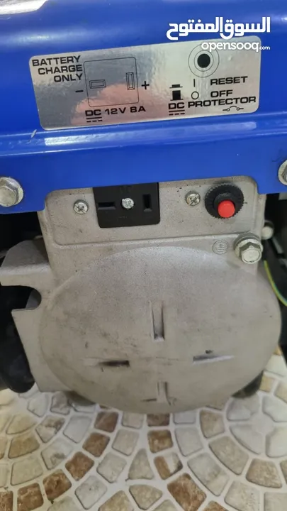 مولد كهربائي