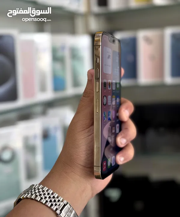 عرض خاص : iPhone 13 pro max 256gb  هواتف  بحالة الوكالة بدون شموخ أو مشاكل مع ضمان و ملحقات لا يفوتك