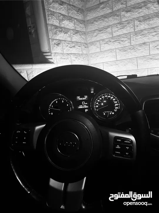 جيب شروكي 2012