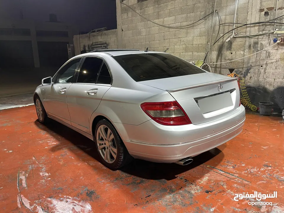 مرسيدسc200/2009