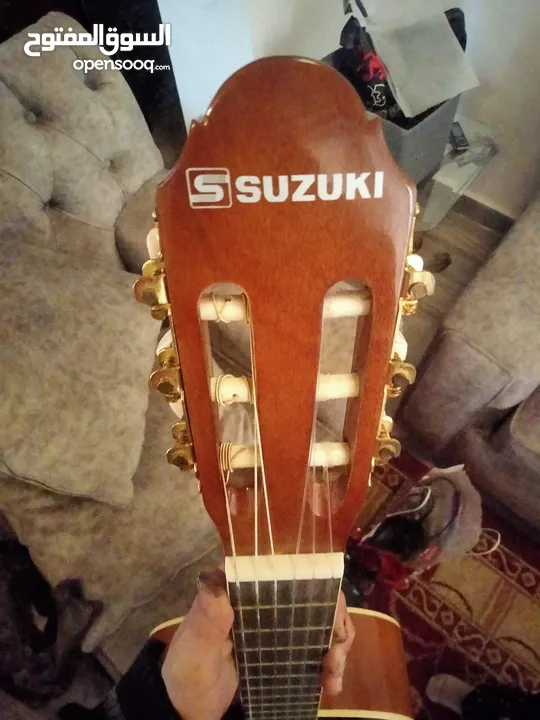 جيتار Suzuki