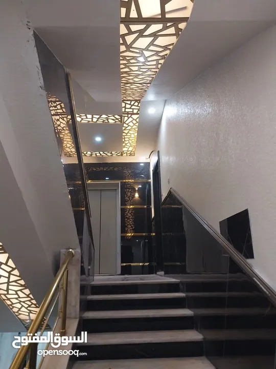 شقة فاخرة طابق اول للبيع من المالك مباشره