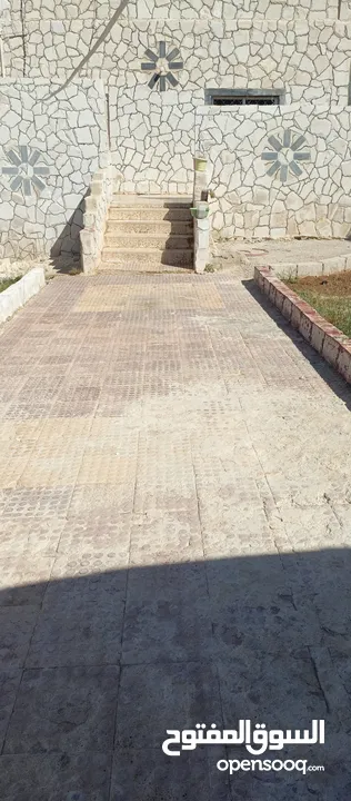 بيت ريفي مستقل للبيع