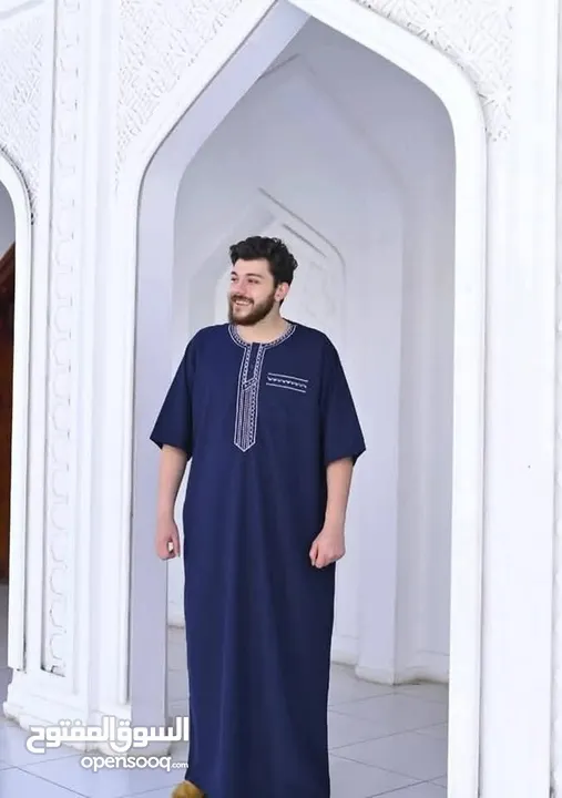 عبايه نص كم