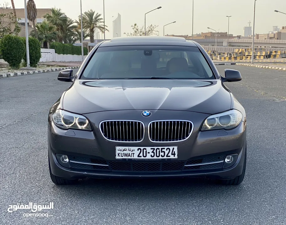 بي ام دبليو BMW530   6 سلندر / موديل 2013  /صبغ وكاله بالكامل و بحاله ممتازه