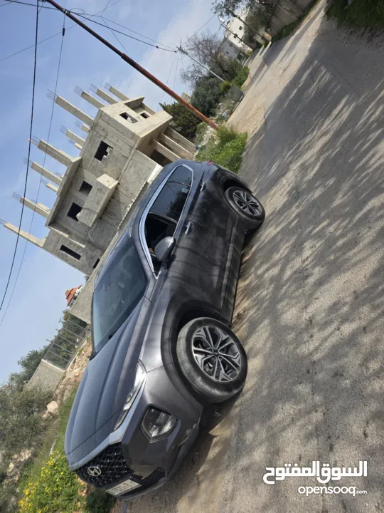 سيارة سنتافيه 2019  لون فيراني دهان شركة