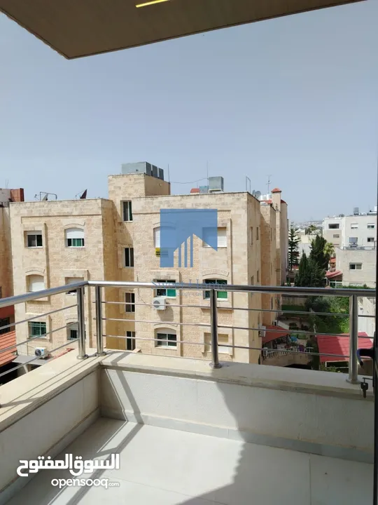 شقة فاخرة للبيع في الجندويل طابق ثالث مع روف دوبلكس 193م تشطيب سوبر ديلوكس لم تسكن