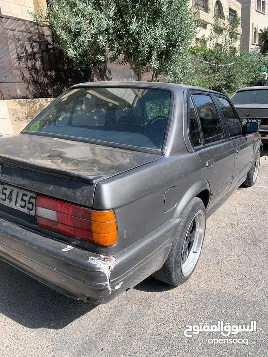Bmw بي ام بوز نمر 1989 للبيع