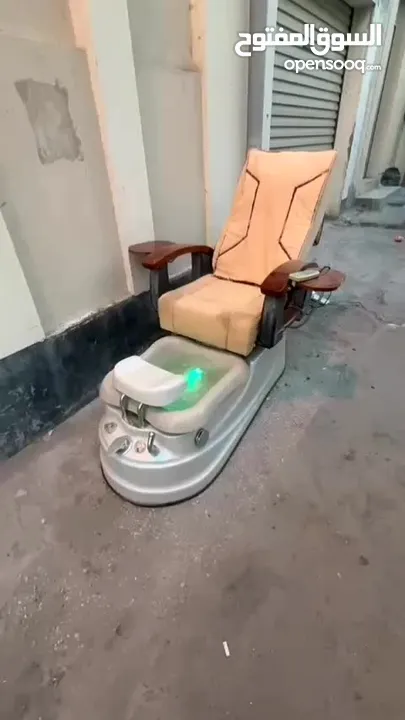 للبيع كرسي بدكير ومساج كهربائية