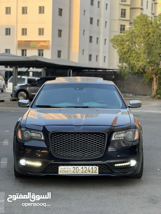 كرايسلر C300 موديل 2012 اعلى درجه 8 سلندر