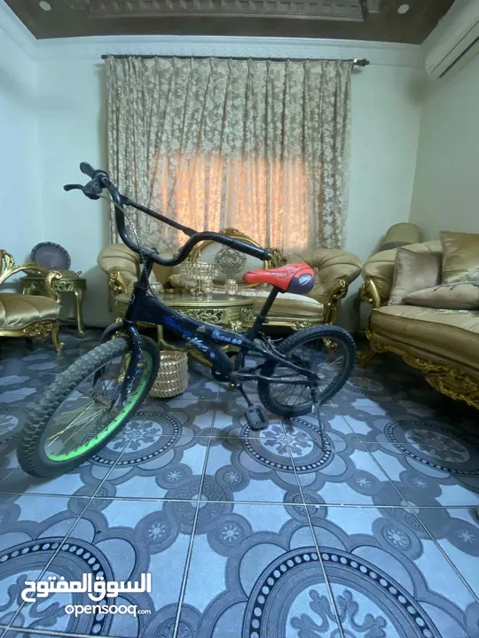 بسكليت مقاس 20 للبيع 25 نظيف مغير جنزير مغير يود في حي شرقي