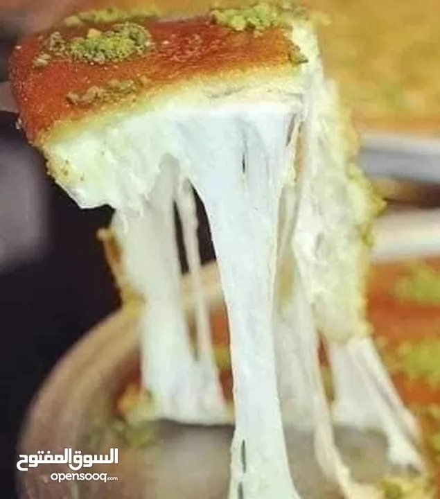 استعداد تام لتلبيه مناسباتكم مشغل حلويات الرمله
