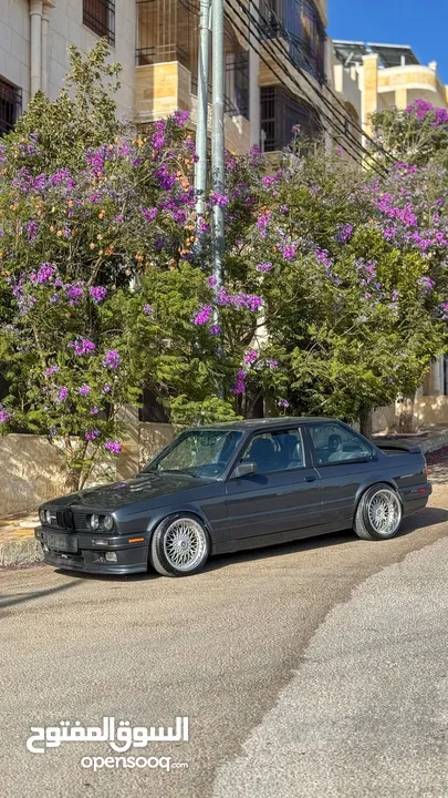 بوز نمر كوبيه BMW e30 للبيع
