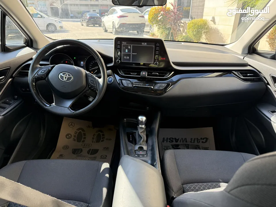 تويوتا C-HR ترخيص 2022 محرك 1800 هايبرد حصان 170