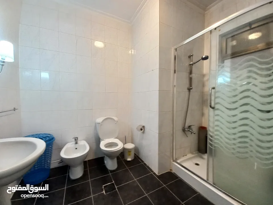 شقة مفروشة للإيجار في عبدون  ( Property 33152 )-174964652