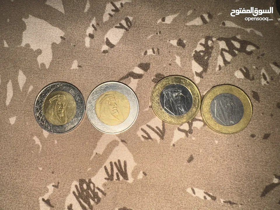 عملات للبيع بحالات جيدة