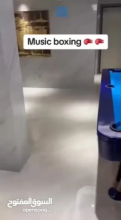جهاز ملاكمه بوكسنغ ميوزيك   لياقه بدنيه قصوى  لكل افراد العائله  ولمحترفين البملاكمه و كيك بوكس