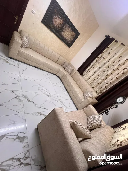 اطقم كورنرات تفصيل جديد ستايل امريكي  من افضل انواع الخشب والقماش والاسفنج  مع امكانية تغيير اللون