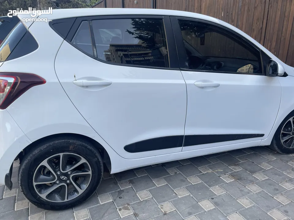 هونداي i10