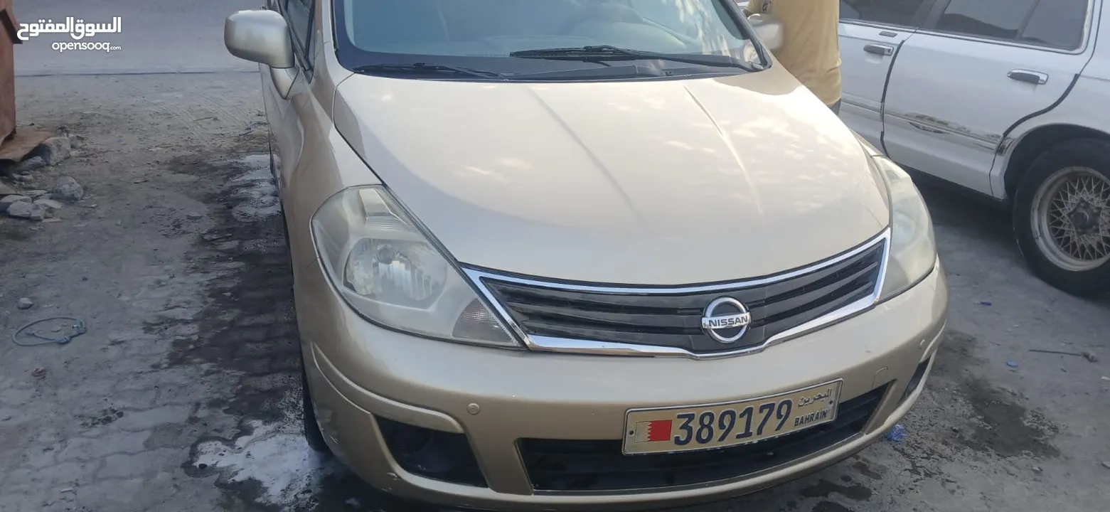 Nissan Tiida for sale 2011 Model