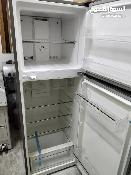 Hitachi refrigerator fridge is very good condition and good working