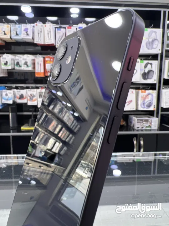 iPhone 12 (64 GB) ايفون 12 مستعمل  بحالة جيدة جدا بطارية اصلية 99٪؜  فاصل بصمة الوجه فقط لا غير