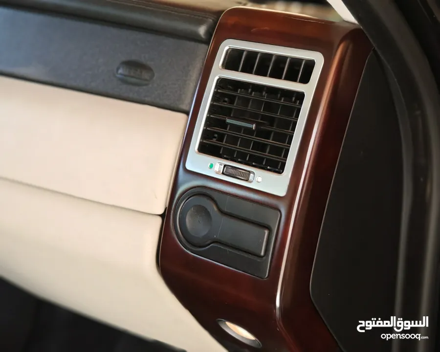 Range rover 2006 بحالة الوكالة