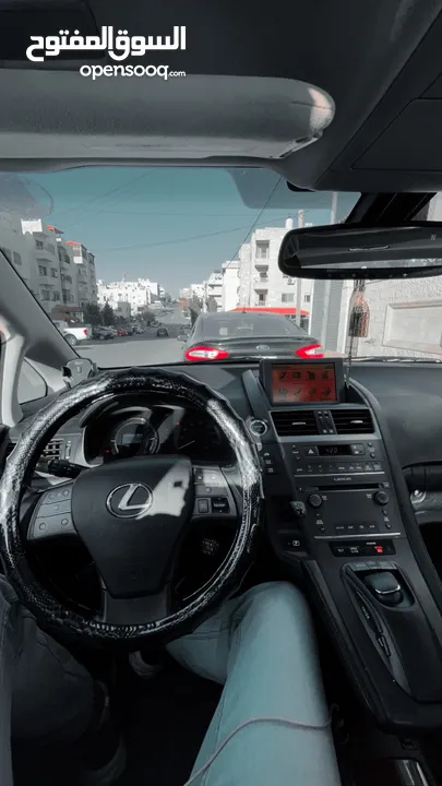 لكزس hs250h للبيع موديل 2010