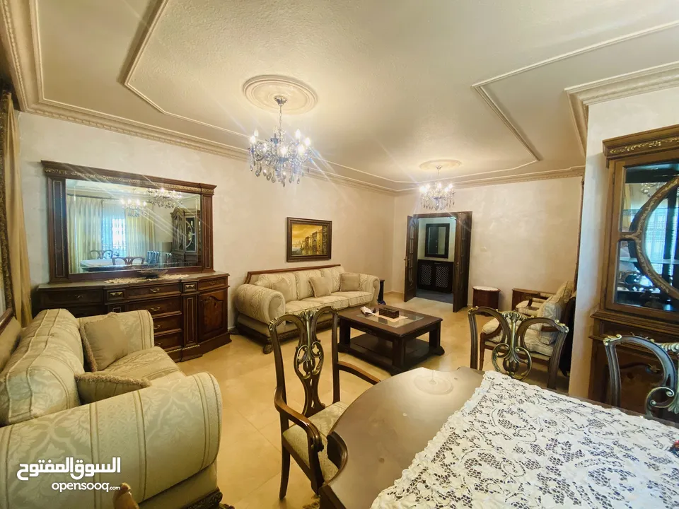 شقة فاخرة مفروشة في ضاحية الرشيد حي الخرابشة للإيجار.