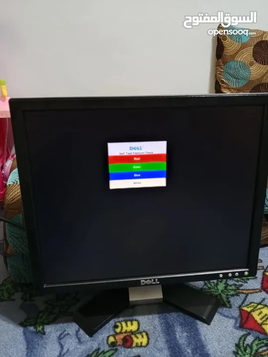 شاشة كمبيوتر dell اصلي قديم بحالة الوكالة