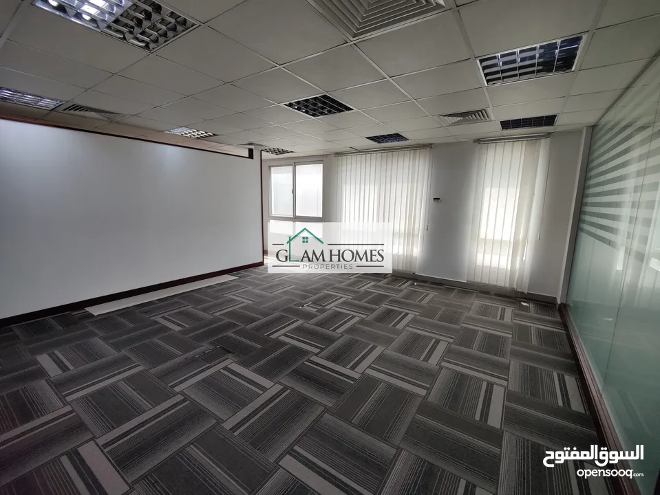 Open office space at a great location Ref 164H