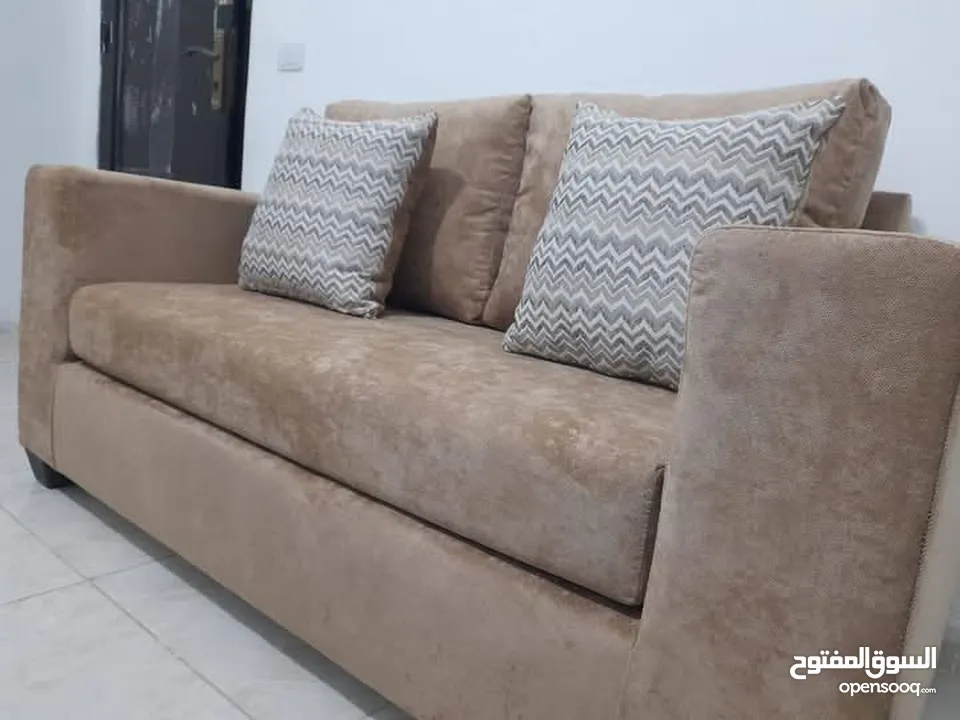 أطقم كنب وكورنرات خشب سويد ثقيل جدا اسفنج دانلوب والضهر هولو طبي الارضيات كوشوك متينه