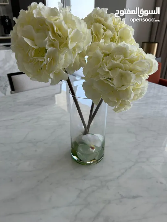 3 Glass vases  with beautiful artificial flowers