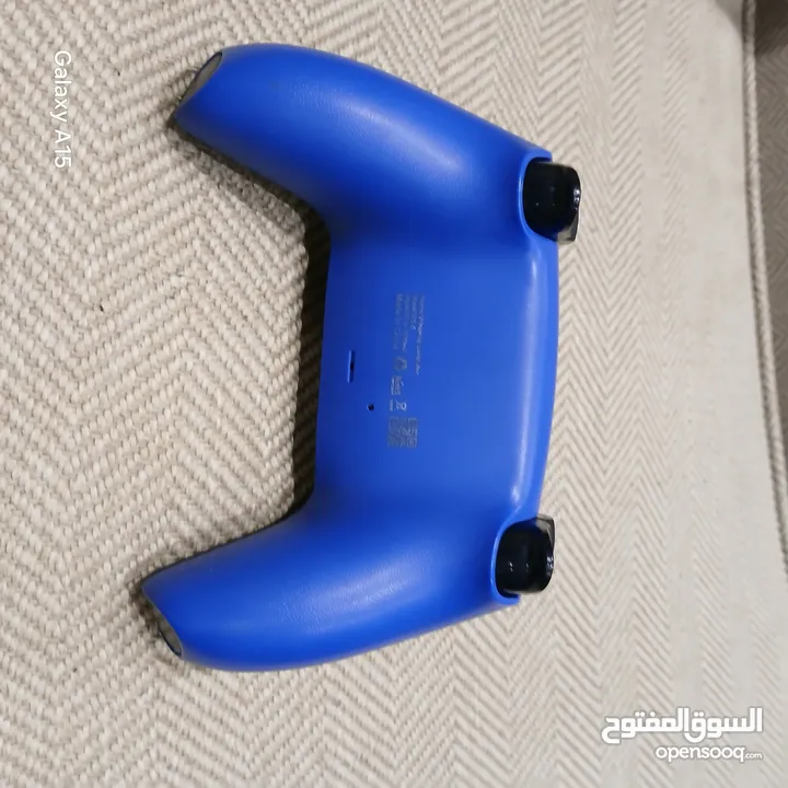 PlayStation 4 controller blue and black extra grip