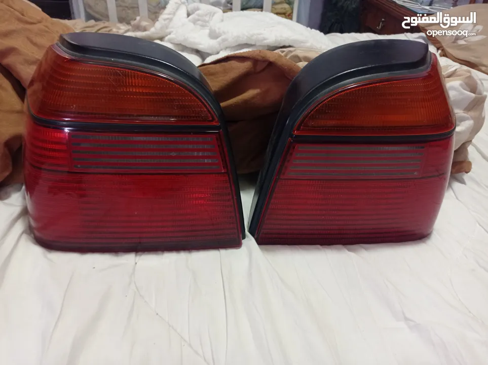ضواو خلفي جولف mk3 اصلي للبيع بسعر مغري