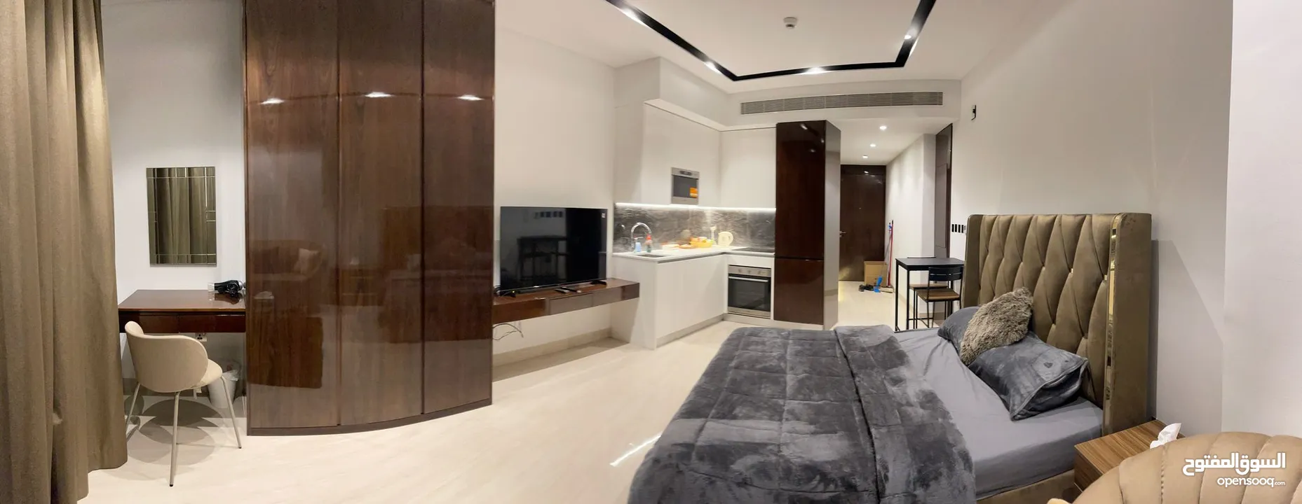 للايجار استيديو في السيف برج سيبرال اوركيد مكون من  غرفة نوم ،صوفه صغيره مطبخ مفتوح بلكونه