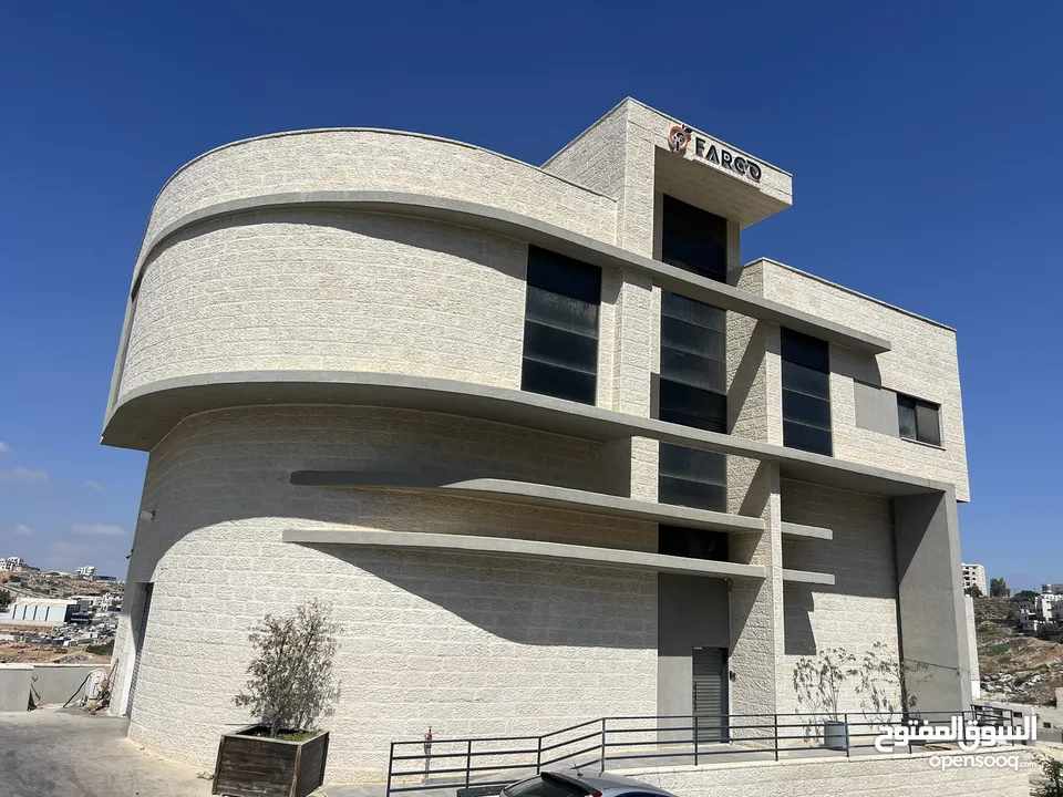 مخازن ومكاتب للايجار